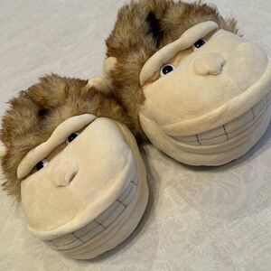 Slippers Yeti Bigfoot Furry Fluffy